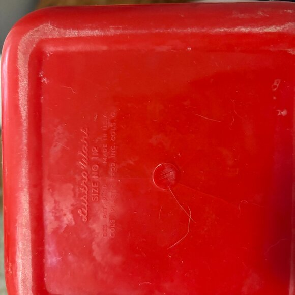 Lustro-Ware Red Vintage 2-Pc Plastic Cookies and Sugar Set - Picture 4 of 7